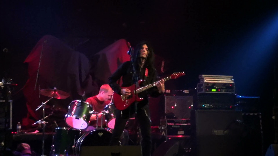 Mike Campese - Fates Warning Show, Pic 9.