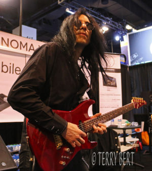 Mike Campese NAMM 2015 - Sonoma Wiew Works - By Terry Bert.