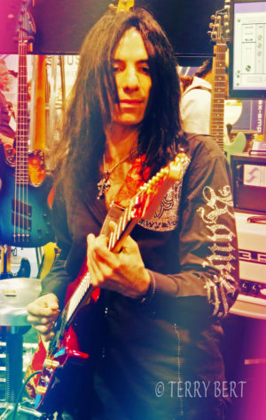 Mike Campese NAMM 2015 - Sonoma Wire Works. Rainbow pic.