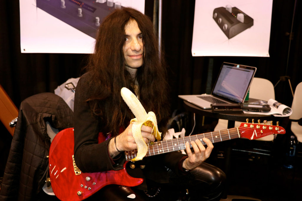 Mike Campese NAMM 2017 - Sonoma Wire Works, Banana pic 2, Photo by Terry Bert.