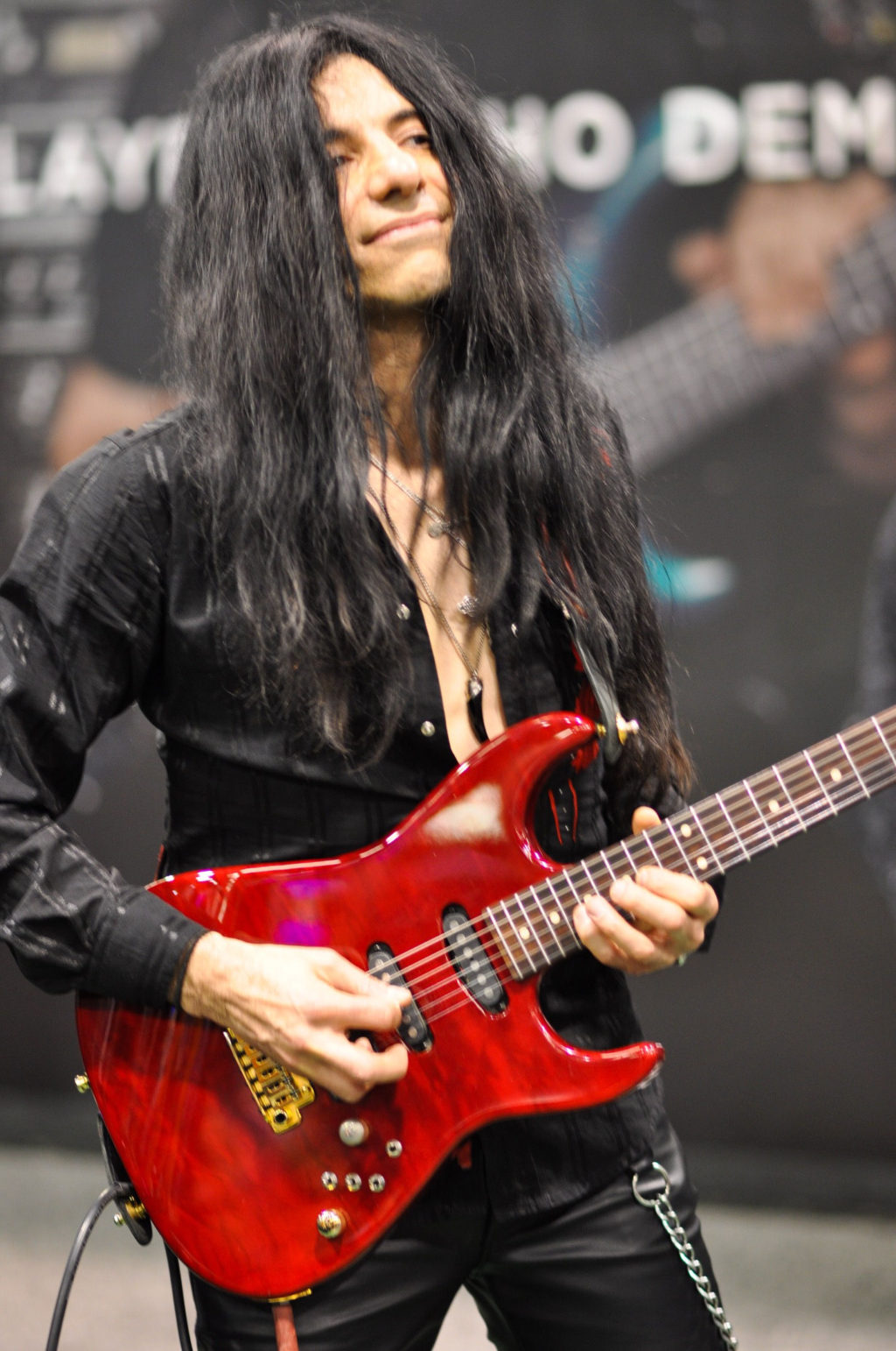 Mike Campese NAMM 2018, Gary Robinson Pic 2.