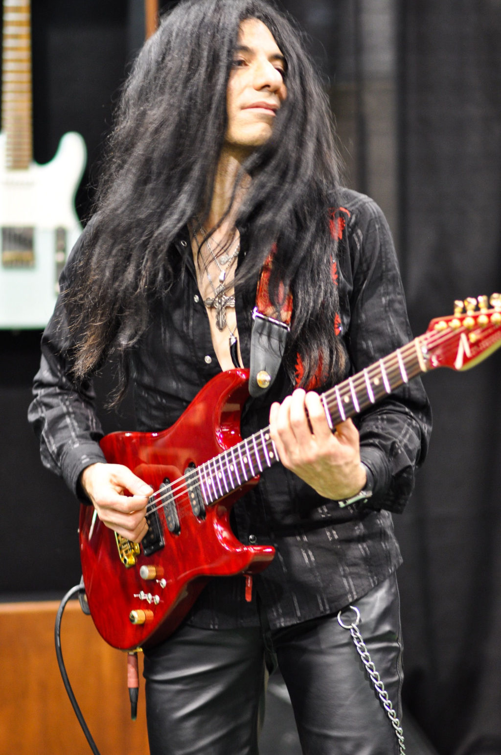 Mike Campese NAMM 2018, Gary Robinson Pic 7.