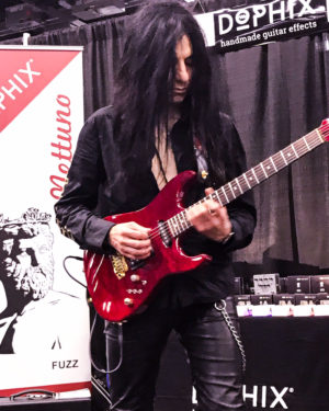 Mike Campese NAMM 2019, Dophix Effects.
